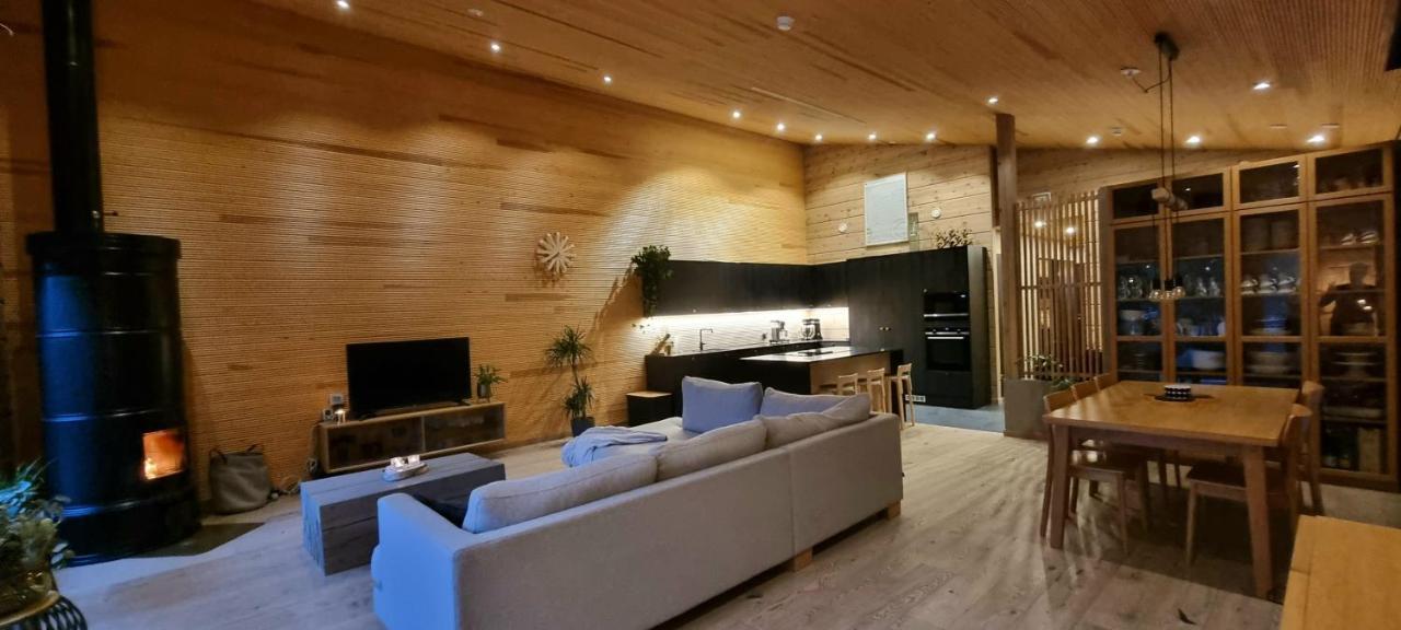 Luxury Villa Rauhankatu Рованиеми Экстерьер фото