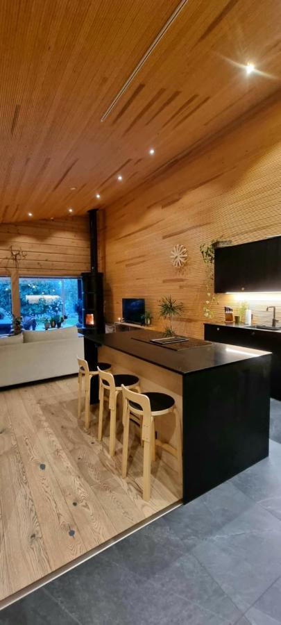 Luxury Villa Rauhankatu Рованиеми Экстерьер фото
